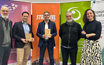 Remise de trophée FILEX France pour STRAVVEL